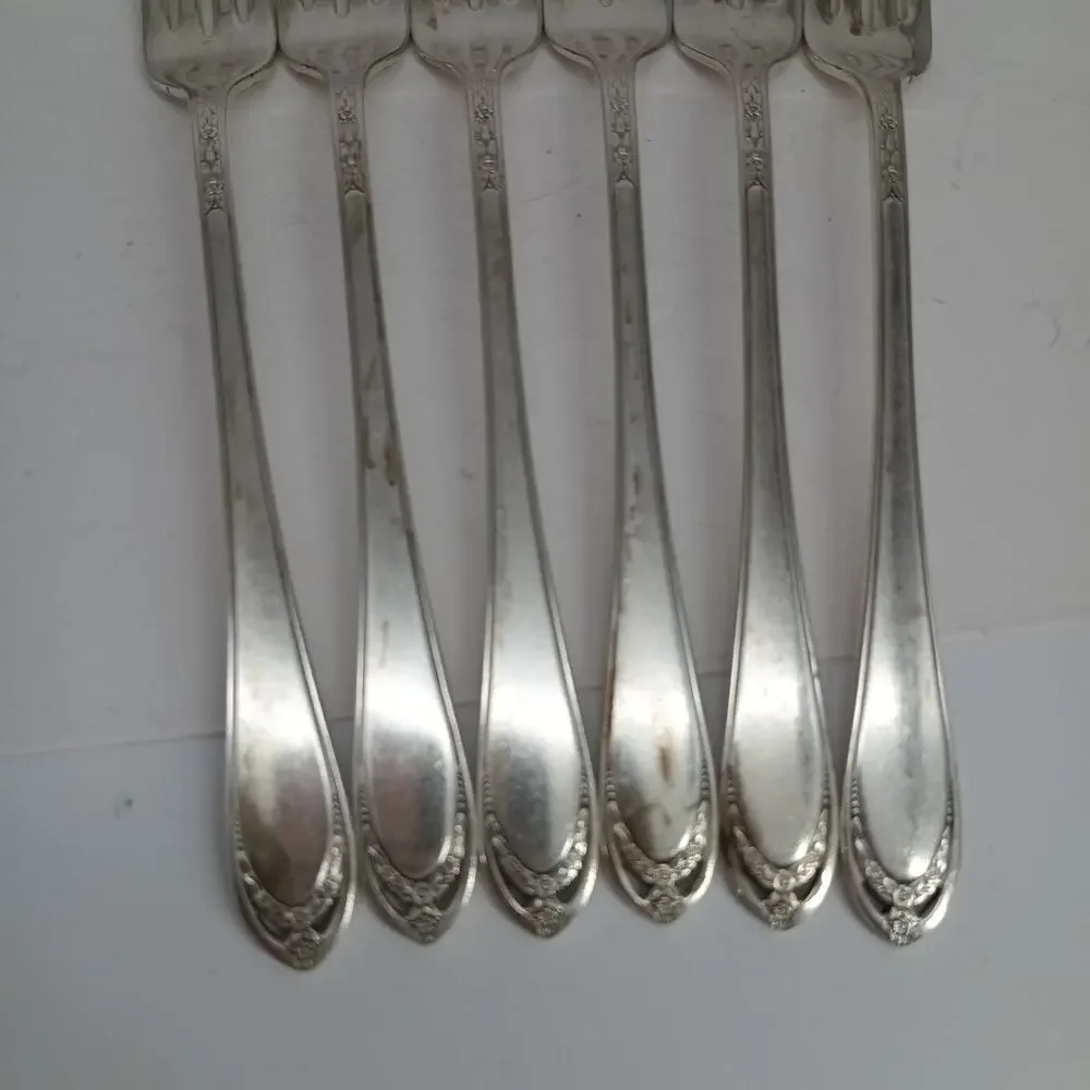 6 DF 1847 Rogers Bros IS International Silver Plate Lovelace Dinner Forks